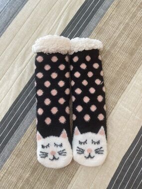 Cozy Black & Pink Polka Dot Cat Plush Socks - Unbranded